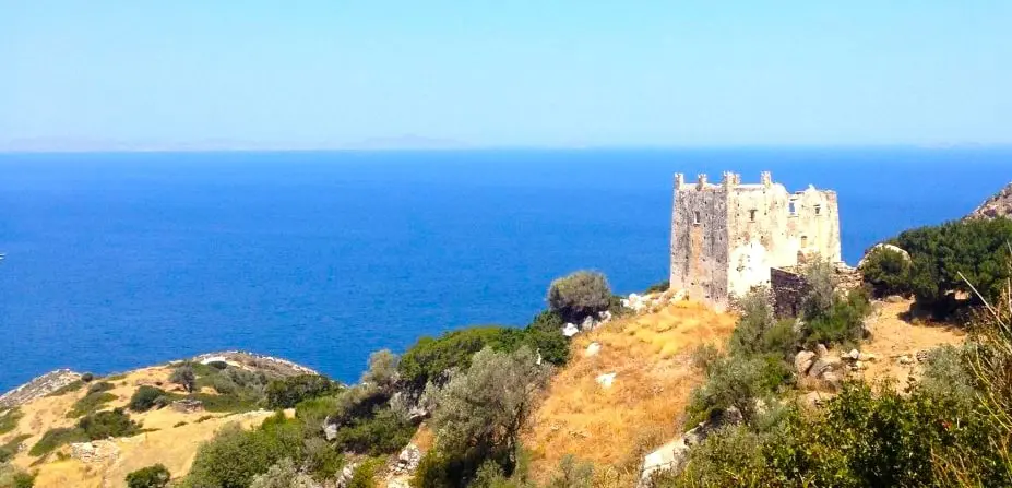 Mοναστήρια-Μονή Αγιάς-Νάξος