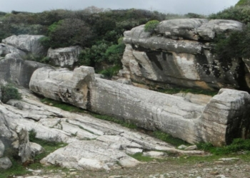 Naxos: The imposing Kouri and their history