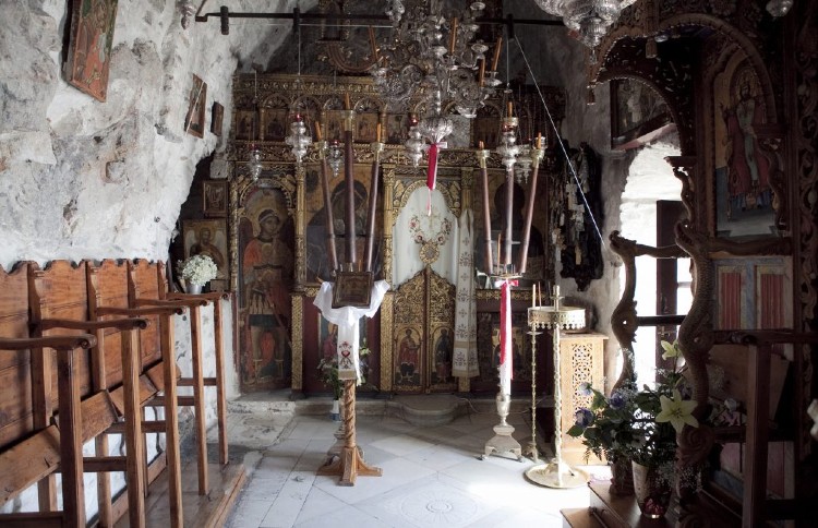 Amorgos: One of the most impressive monasteries of the Cyclades2