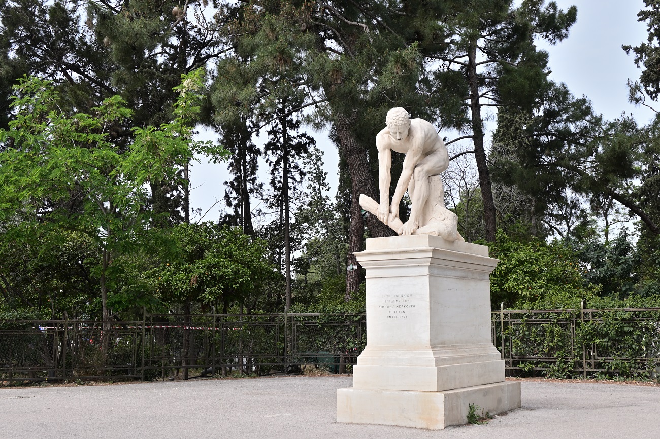 Το άγαλμα Ξυλοθραύστης στην Αθήνα: Αυτή είναι η ιστορία του