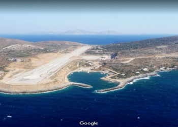 The impressive airports of the Aegean Islands that... touch the sea