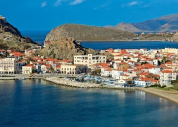 The Greek island that has elements from three continents