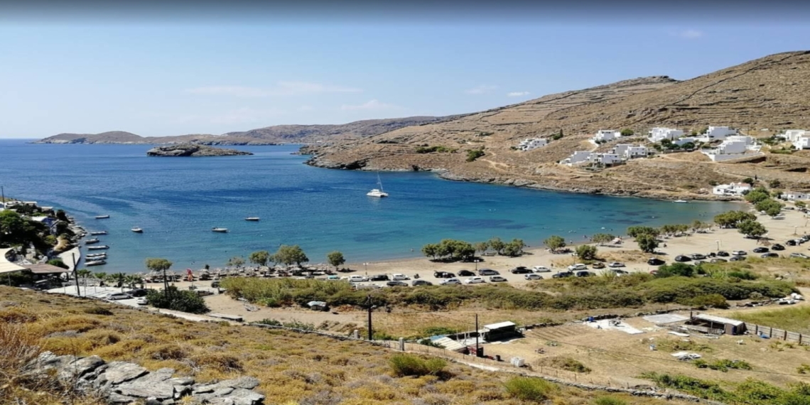 Καλοπήγαδο: Η ήσυχη παραλία της Αττικής με τα καθαρά νερά