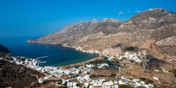 Melopita: The sweet you should not miss in Sifnos of gastronomy2