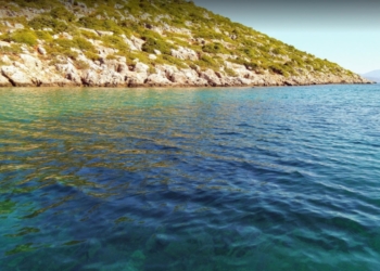 Πηγάδι των Οινουσσών: Το βαθύτερο σημείο της Μεσογείου βρίσκεται στην Ελλάδα1