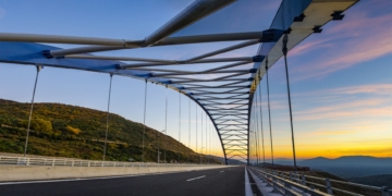 ελληνική γέφυρα