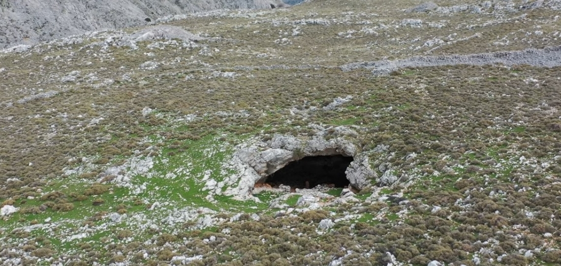 Χαμόσπηλος: Η άγνωστη σπηλιά με την παράξενη ιστορία