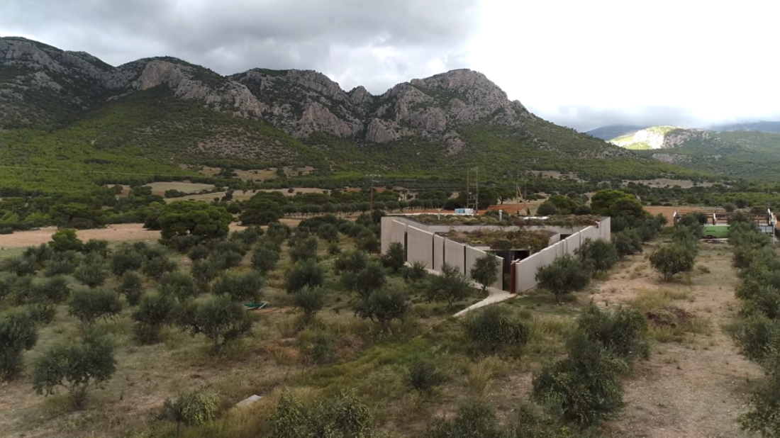 Τριγωνικό σπίτι της Ελλάδας: Κορινθία