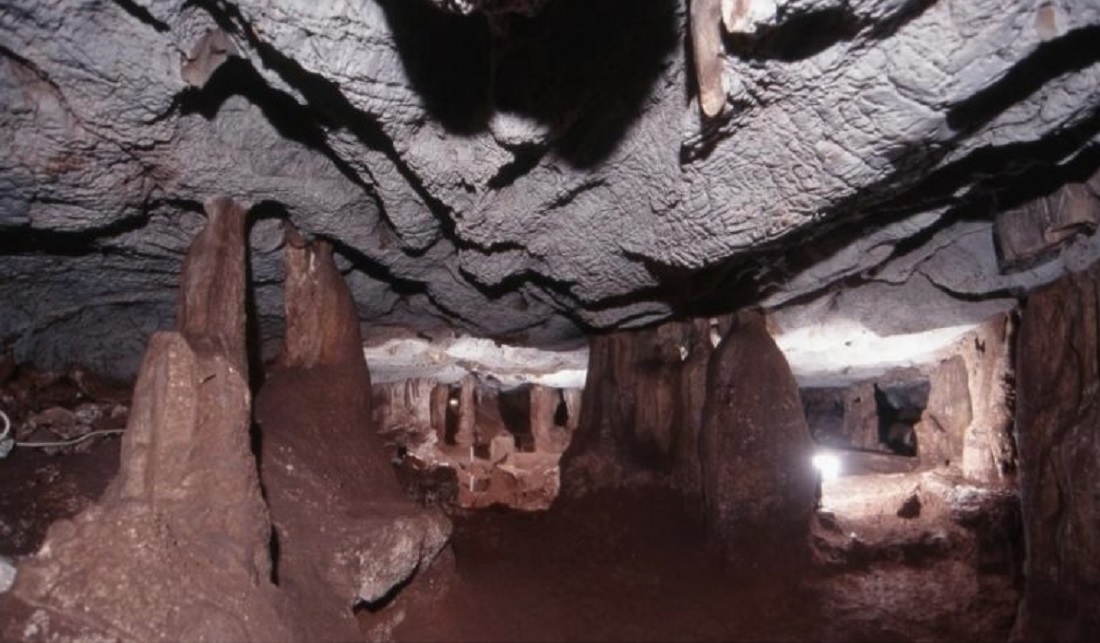 Εκδρομή στη Σαλαμίνα: Σπήλαιο του Ευριπίδη