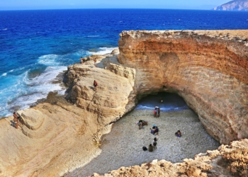 Παραλία Γάλα: Ένα μικρό θαύμα της φύσης στα Κουφονήσια
