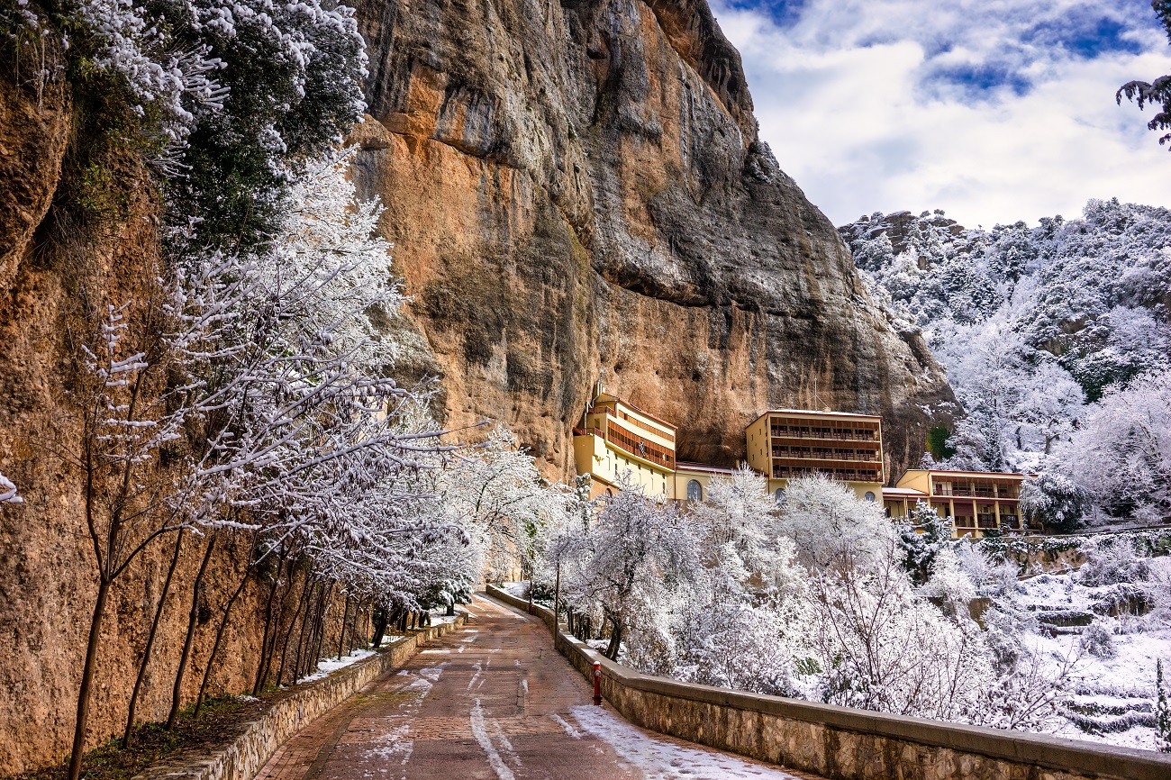 Καλάβρυτα - Μέγα Σπήλαιο: Η πιο παλιά Μονή της Ελλάδας