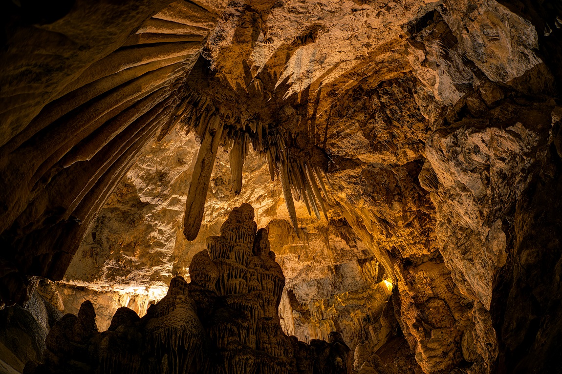 Το σπήλαιο της Αντιπάρου