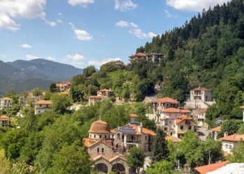 Ευρυτανία: Φαράγγια, λίμνες και γραφικά χωριά δημιουργούν ένα ανεπανάληπτο σκηνικό