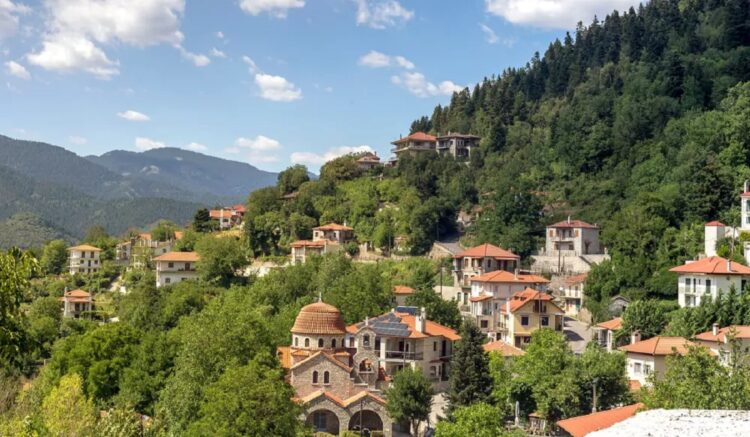 Ευρυτανία: Φαράγγια, λίμνες και γραφικά χωριά δημιουργούν ένα ανεπανάληπτο σκηνικό
