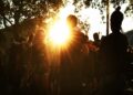 Ικαρία: Μακροζωία, Μπλε Ζώνες και πανηγύρια