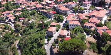 Ανδρίτσαινα: Το ιστορικό χωριό που έπαιξε καθοριστικό ρόλο στην Ελληνική Επανάσταση