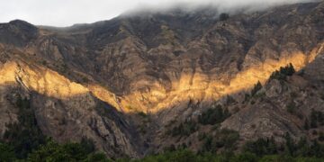 Πληκάτι: Εκεί που κυριαρχούν τα δάση και οι κορυφές των βουνών