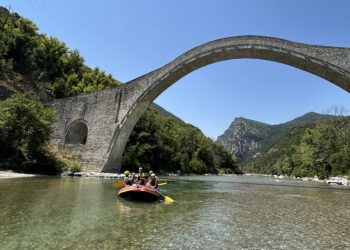 Ένα οδοιπορικό - εμπειρία ζωής: Ανακαλύπτοντας τα Τζουμέρκα