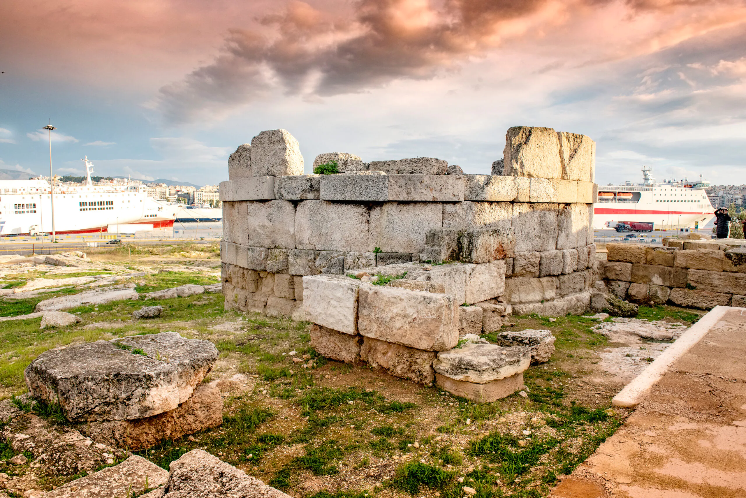 Αρχαιολογικός Χώρος Ηετιώνειας Πύλης - Δραπετσώνα