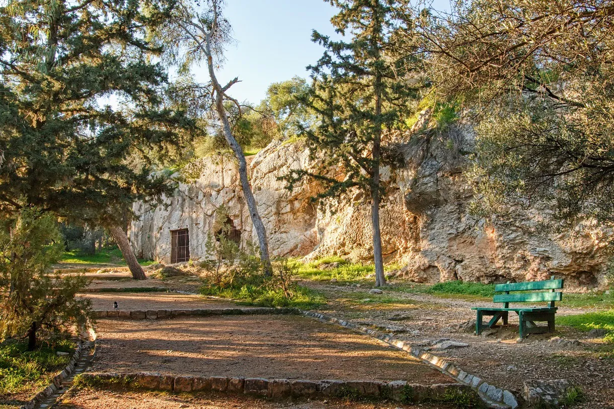 Η σπηλιά του Σωκράτη