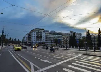 Τι είναι το Χιλιόμετρο Μηδέν; Από πού μετριούνται οι χιλιομετρικές αποστάσεις στην Αθήνα;