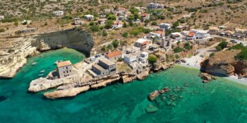 Μέζαπος Μάνης: Εκεί που κολυμπούσε ο μονόφθαλμος πειρατής Νικολός Σάσσαρης