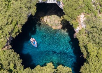 Σπήλαιο Μελισσάνης: Η ιστορία του ανεκπλήρωτου έρωτα μιας νύμφης