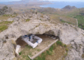 Παναγία Κακαβιώτισσα: Η εκκλησία χωρίς σκεπή που λειτουργεί μια φορά το χρόνο