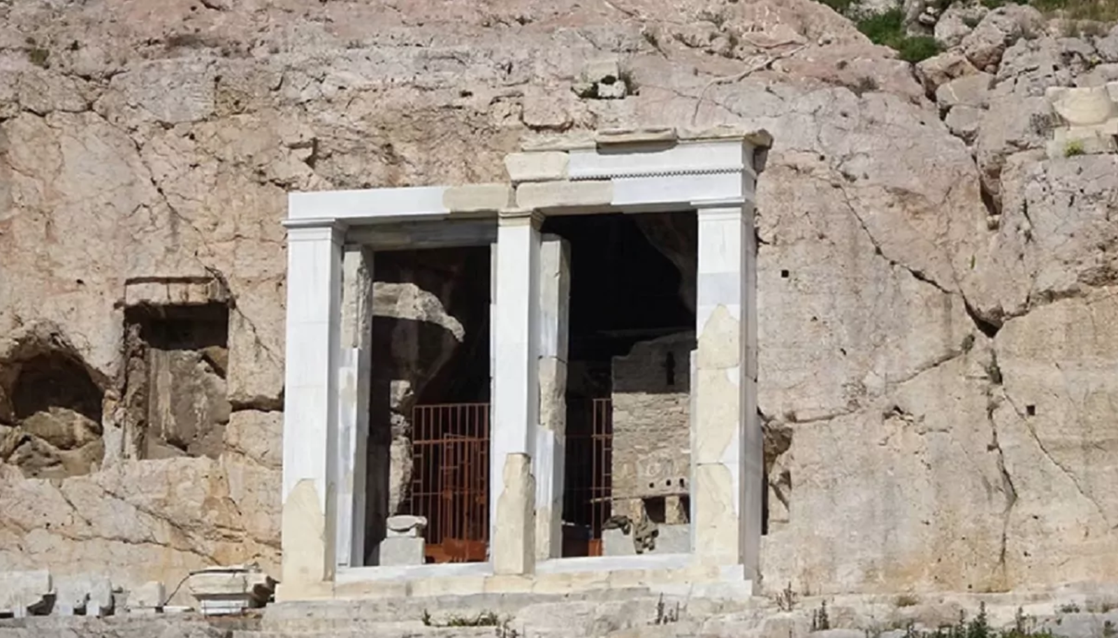 Παναγία Σπηλιώτισσα - Ακρόπολη