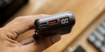 Γιατί απαγορεύεται να βάλεις το power bank στη βαλίτσα που παραδίδεις;