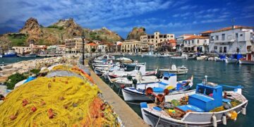 Τα ελληνικά νησιά που διάλεξαν οι θεοί του Ολύμπου – Οι θρύλοι που ζουν μέχρι σήμερα