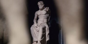 Η λεπτομέρεια στα αρχαιοελληνικά αγάλματα που 2.500 χρόνια κανείς δεν είχε προσέξει