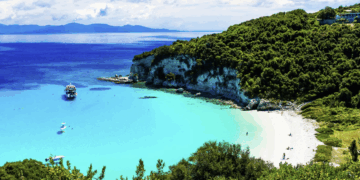 Πέντε ελληνικές παραλίες μέσα στις 10 καλύτερες της Ευρώπης - Δείτε το Top 10