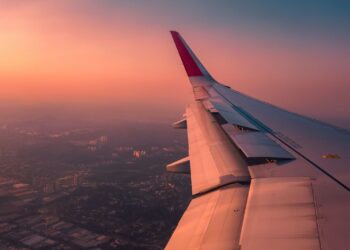 Πότε είναι η καλύτερη ημερομηνία για να κλείσεις φθηνά αεροπορικά εισιτήρια - Μέσα στον Αύγουστο